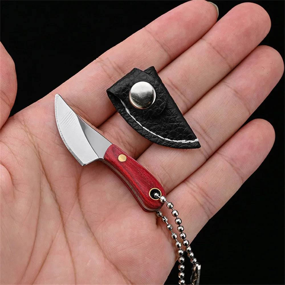 DAGGERA | Verschiedene Mini Messer für Schlüsselanhänger mit klassischem Holzgriff