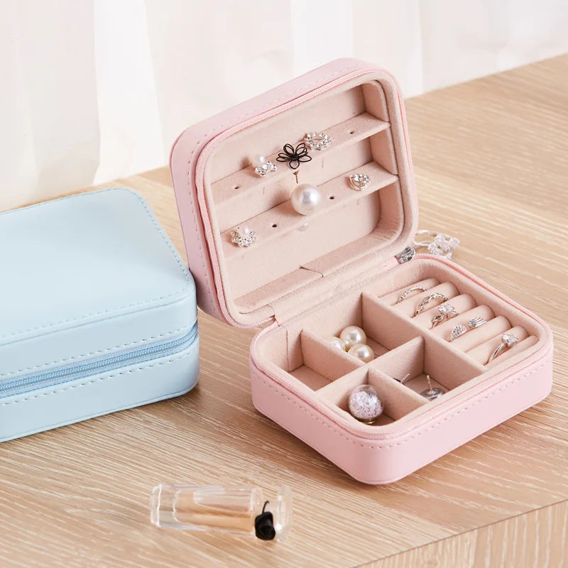 Mini Schmuckbox mit Spiegel für Ohrringe, Ketten und Armbänder, perfekt für Reisen